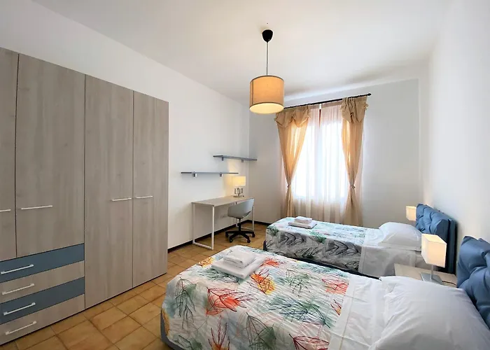 Palazzetto San Giovanni - In Front Of The Baptistry *