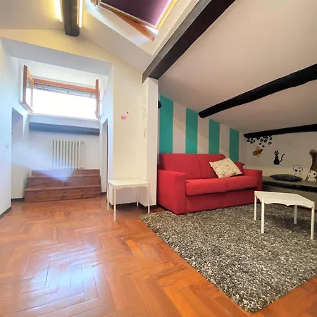 Palazzetto San Giovanni - In Front Of The Baptistry * Siena