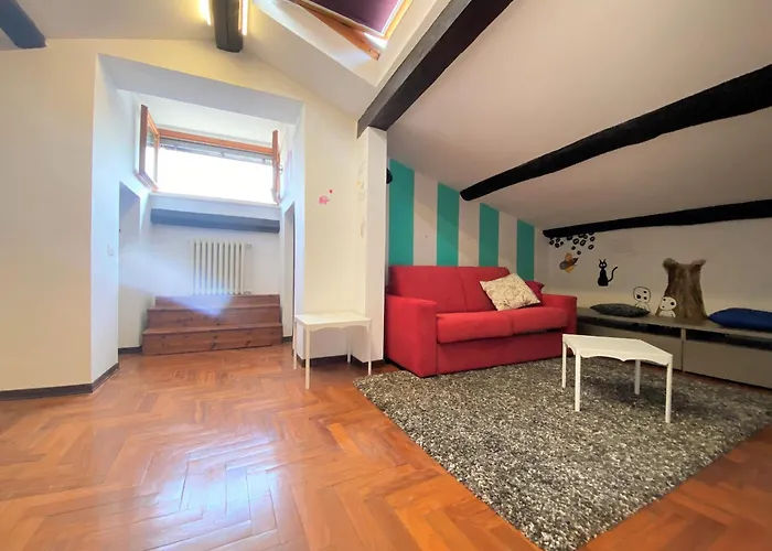 Palazzetto San Giovanni - In Front Of The Baptistry * Σιένα