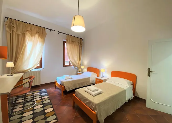 Palazzetto San Giovanni - In Front Of The Baptistry Σιένα