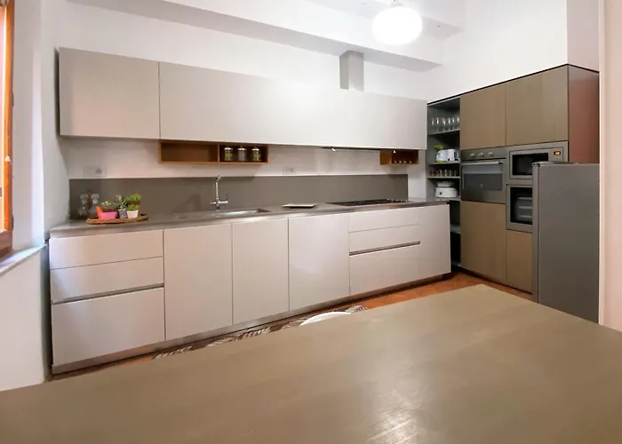 Palazzetto San Giovanni - In Front Of The Baptistry *